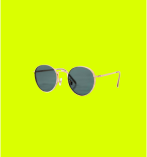 Óculos de Sol com lentes arredondadas e armação dourada, em fundo verde limão